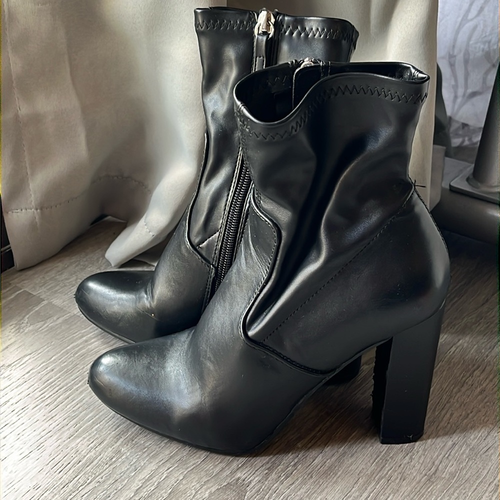 STEVE MADDEN Edit Bootie